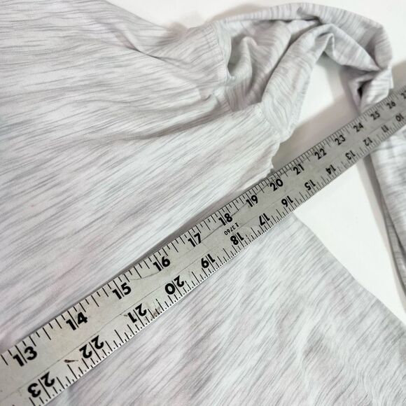 Lululemon Long Sleeve Shirt Womens 8 Gray Keyhole Open Back Pullover - Picture 4 of 7